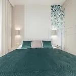 Zupnicza Elegant Apartment With Balcony Warsaw By Noclegi Renters
