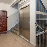 Saska Kepa Standard Apartment