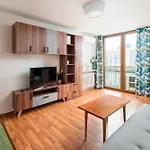 Park Mirowski Standard Apartment