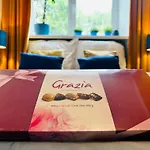 Luxury 4-Bedroom Apartment In Centre - Self-Check In & Fast Wifi