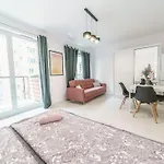 Urbannestgroup - Sienna 65
