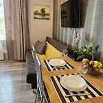 Studio Close To Royal Lazienki Park, Недалеко От Олинек