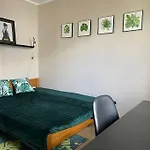 Four Bedroom Apartment Lachmana