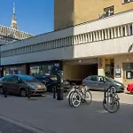 Beautiful Apartment With Balcony In Heart Of Warsaw By Noclegi Renters