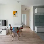 Praga Poludnie 2-Bedroom Apartment
