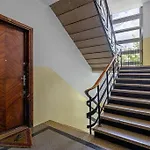 Stylish Apartment On Saska Kepa