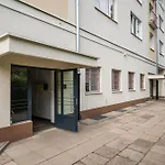 Metro Raclawicka Loft Apartment