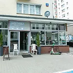 Twarda 56A - Better Rental