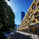 Corazziego Plac Bankowy Apartment