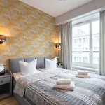 Central Warsaw Apartment - Great Location- Two Bedrooms Apartment- Warsaw Stays- Sienna Street