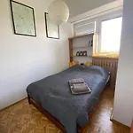 Ohmyhome - Sunny Apartment In City Center