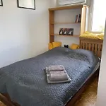 Ohmyhome - Sunny Apartment In City Center