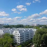 Saska Kepa! 3 Pokojowy Prywatny Apartament, Bezplatny Parking, Wifi, Centrum I Stadion 15Min - Self Check In