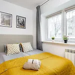 Karmelicka Sunflower Apartment