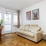Bruna 26 Marshmallow Apartment
