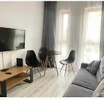 Airport Apartment Cybernetyki 3C