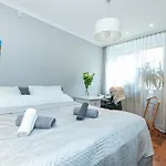 Wilcza 10 - Bezplatny Parking - Free Parking - Better Rental