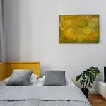 Lemon Drop Studio Deluxe Praga