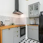 Lemon Drop Studio Deluxe Praga