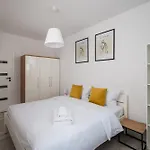 Wola Pleasant Apartment