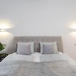 Royal Retreat Luxury Apartment Lazienki Park