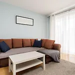 Nutmeg Apartment Wola