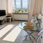 40 M2 Apartament City Centrum- 1Km Od Dworca Centralnego- Piekny Widok Na Warszawe- Nowo Grodzka