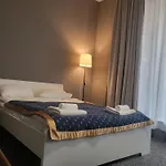 Hostel Bialoleka - Darmowy Parking, Szybkie Wifi!
