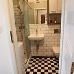 Adorable Petit-Studio