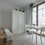 Urbannestgroup - Old Town Studio S27