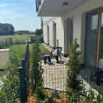 Colorful Apartament 2 Pokojowy Z Malym Ogrodkiem W Warszawie