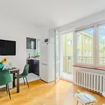 Shortstaypoland Jana Krysta B166