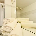 In The Heart Of City Center Apartment