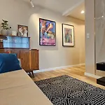 Apartament Metro