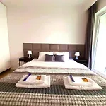 Vista Residence Premium II