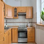 Chic Apartment - Old Town -Cel2