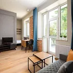 Wlochy Parkland Studio #7