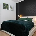 Lux Unique Rzeczypospolitej Apartment With Parking By Renters Prestige