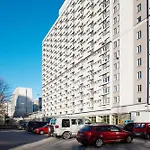 Modern Pereca Apartment Close To Metro Rondo Onz By Noclegi Renters