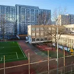 Modern Pereca Apartment Close To Metro Rondo Onz By Noclegi Renters