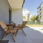 Beautiful Apartment With Terrace, Garden And Parking Close To The Airport In Warsaw By Noclegi Renters