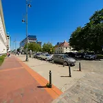 Warsaw Elektoralna Apt - Workspace, Park, Bus&Tram - By Rentujemy