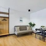 Rodzinne Studio Praga-Poludnie Blisko Parku I Jeziora By Noclegi Renters