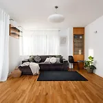 Superb Place to LIVE Czerska
