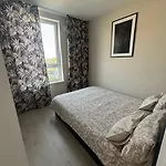 Sanset Apart A113