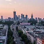 Luxury In Cozy Spacious Condo Near Heart Of Warsaw