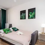 Kasprzaka 29C Two Separate Bedroom Free Garage By Perfect Apart