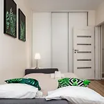 Kasprzaka 29C Two Separate Bedroom Free Garage By Perfect Apart