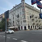 Praga Old Town- Pge National Stadium Gold Apartment