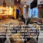 Warszawa Central House - Studios In Warsaw With Private Jacuzzi, Full Access To Sauna, Gym And Billards - Studia Z Prywatnym Jacuzzi Oraz Dostepem Do Sauny, Silowni I Bilarda
